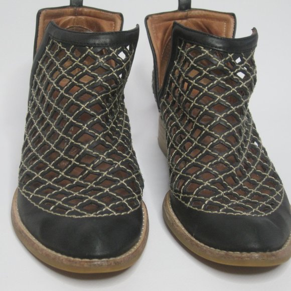 Jeffery Campbell Cutout Boot - Picture 7 of 7